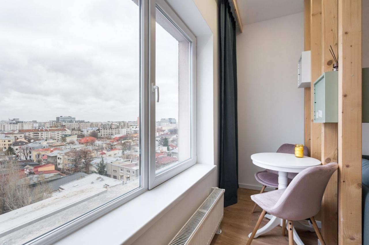 Jungle Escape - Luxe 1-Br Haven In Bucharest Apartment Ngoại thất bức ảnh