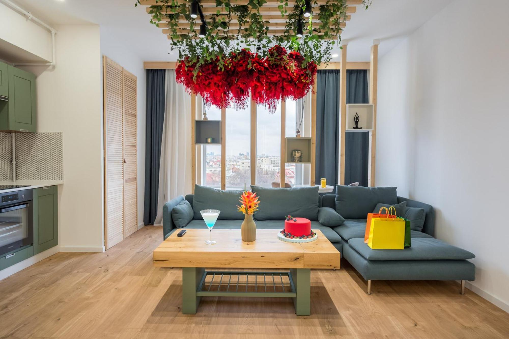 Jungle Escape - Luxe 1-Br Haven In Bucharest Apartment Ngoại thất bức ảnh